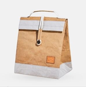 NEW Out of the Woods x Athleta Renewable Washable Paper Hedgehog Lunch Cooler